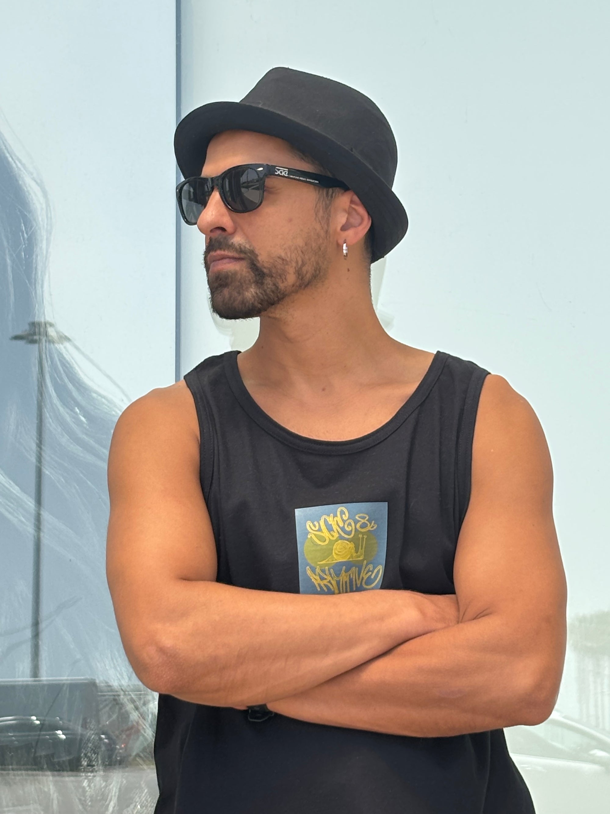 T-shirt smanicata - "The funk squad" - Nera Summer back